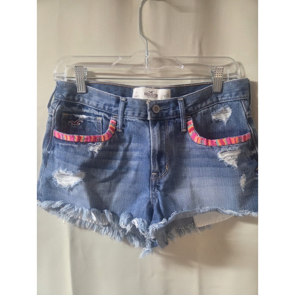 Hollister Juniors' Sz 7/28 W Distressed Denim Short-Shorts Embroiderd Pockets